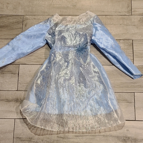 Disney Costumes Frozen 2 Elsa Light Up Dress Poshmark